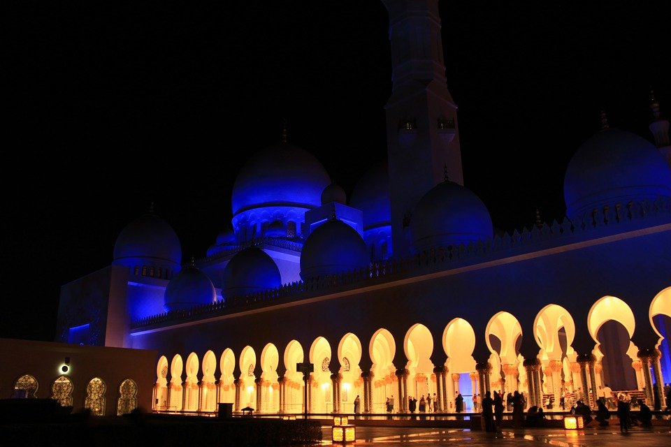Janji Allah Ketika Seorang Hamba Bertakwa